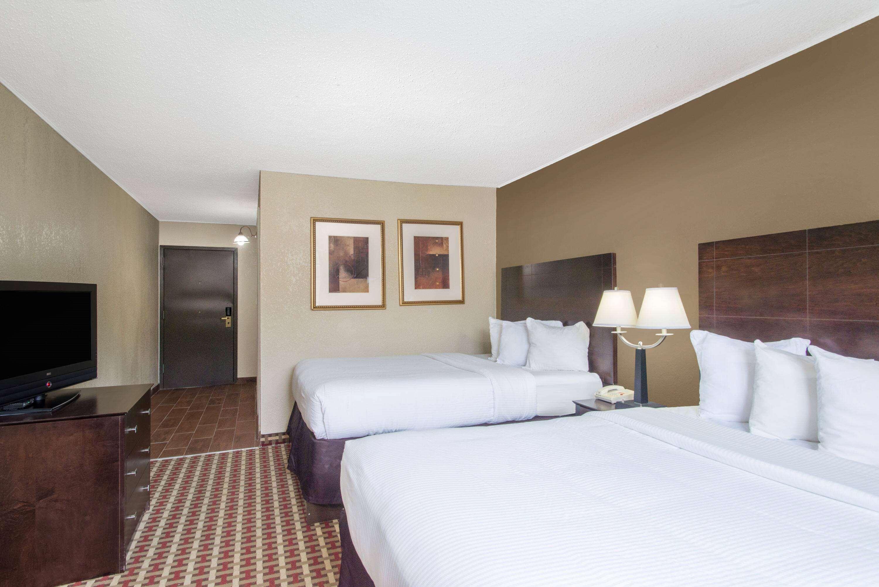 Ramada By Wyndham Bethlehem Allentown