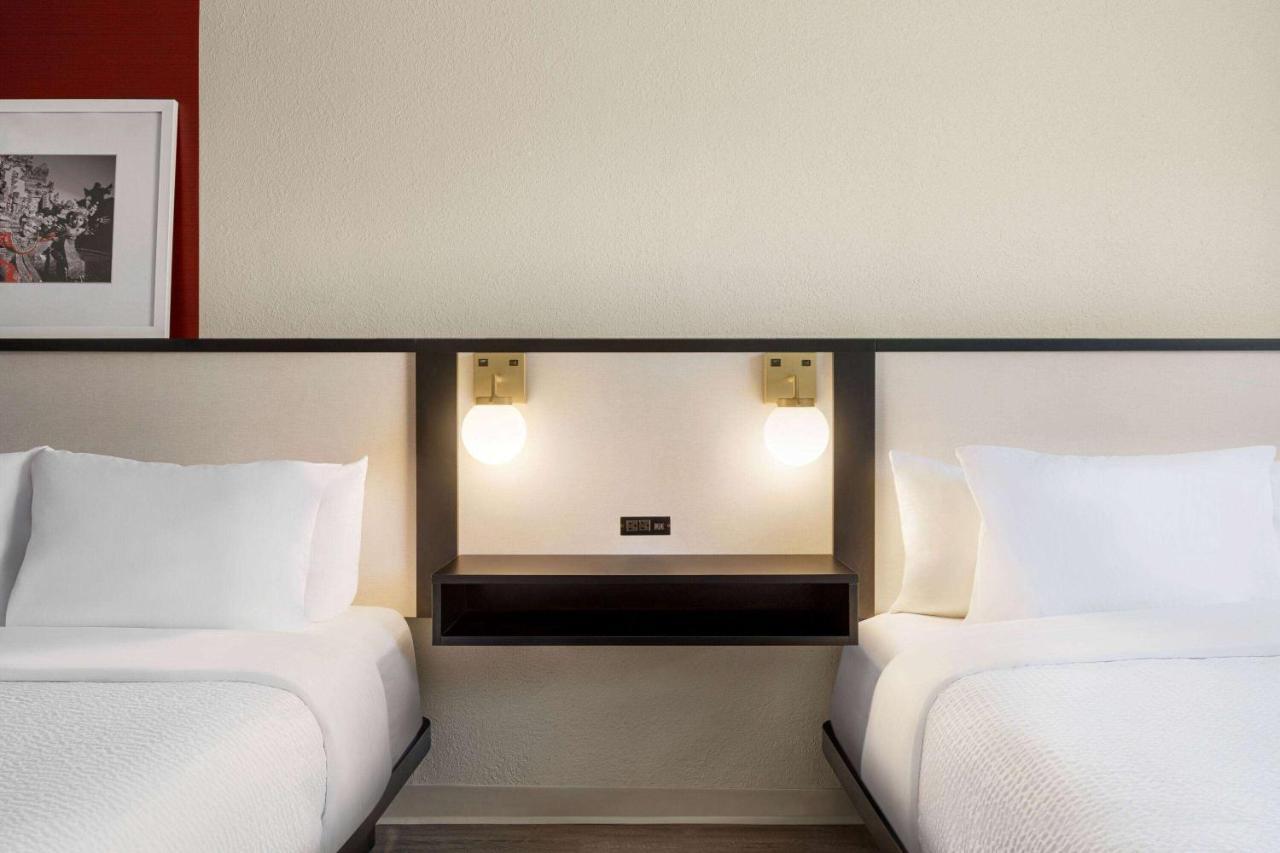 Ramada By Wyndham Bethlehem Hotel