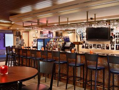 Ramada By Wyndham Bethlehem Hotel 3*