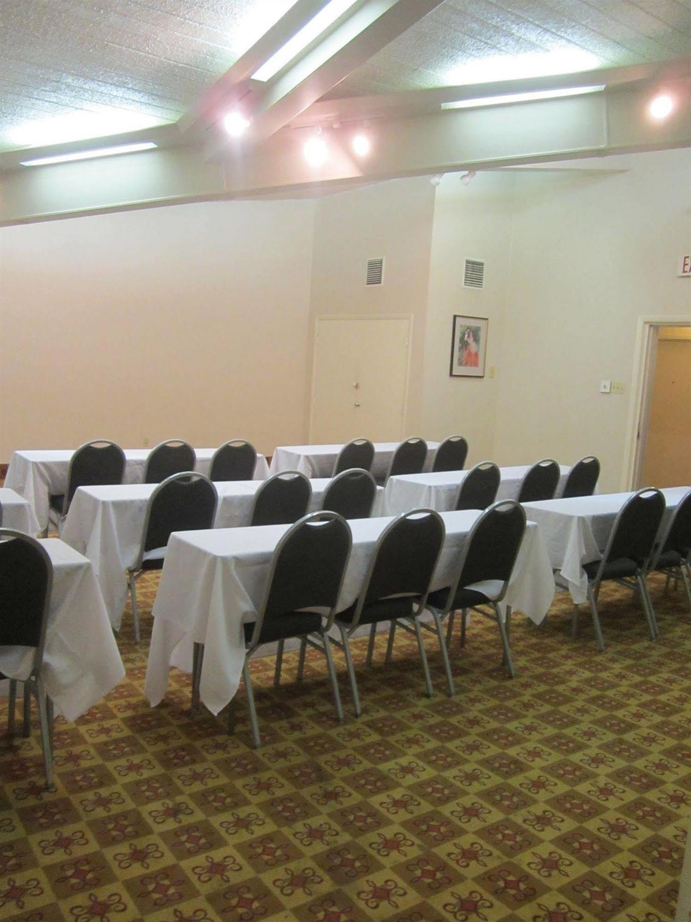 Ramada By Wyndham Bethlehem Hotel Allentown