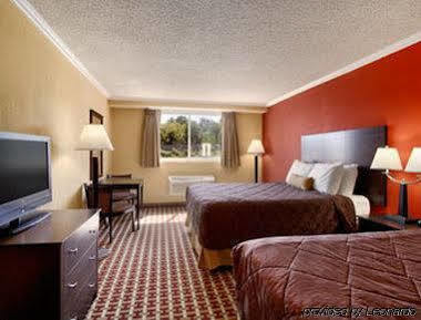 Hotel Ramada By Wyndham Bethlehem Allentown