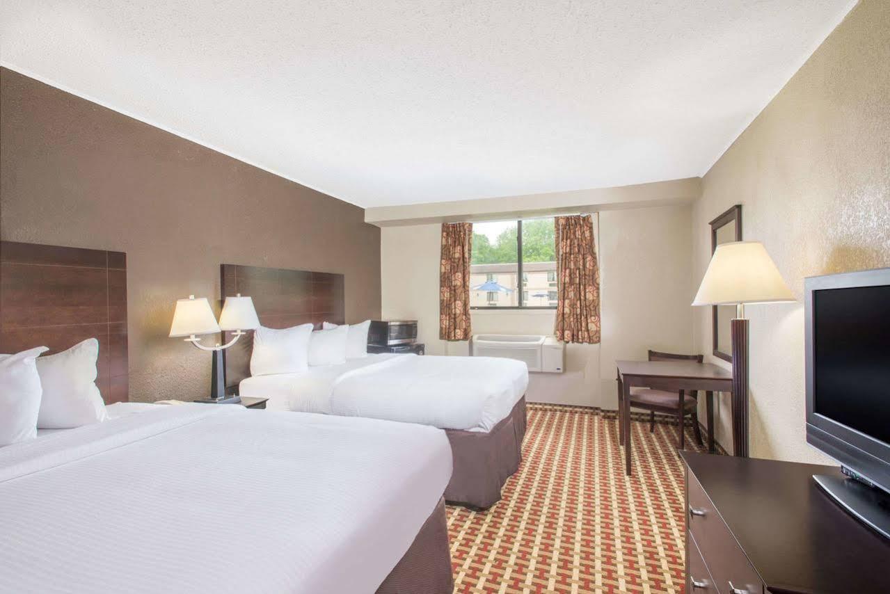 Ramada By Wyndham Bethlehem Allentown